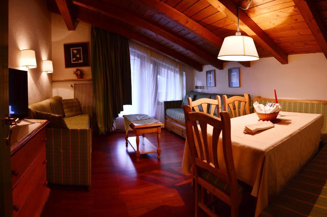 Appartamenti Astoria La Villa Ла Вилла Экстерьер фото