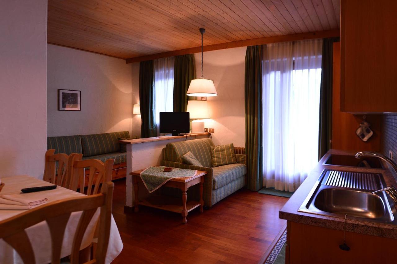 Appartamenti Astoria La Villa Ла Вилла Экстерьер фото